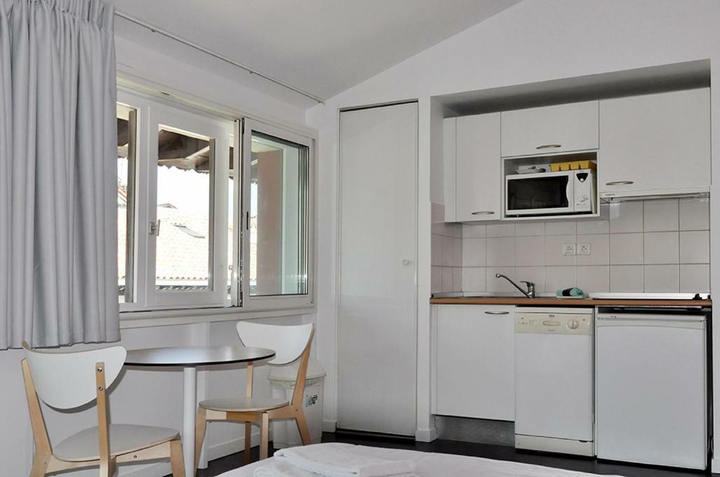 Temporesidence Chateauneuf Bayonne Bagian luar foto